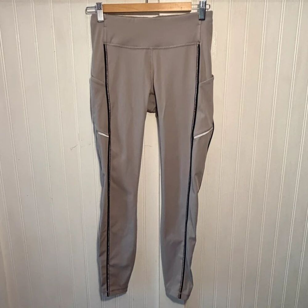 Lululemon Leggings Womens XS gray black piping pockets -small pen mark